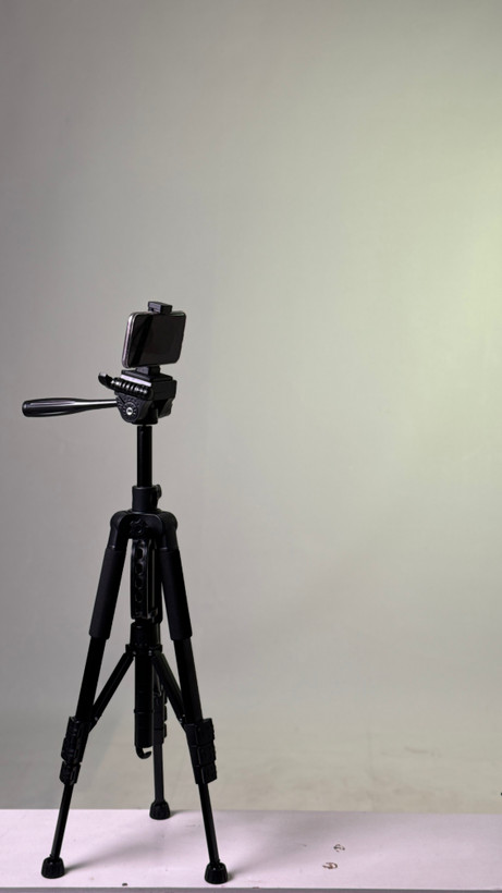 سهپایه حرفهای دوربین و گوشی مدل ۱۵۸ سانتیمتری (Tripod 158cm - 3Kg)