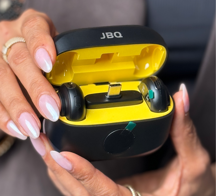 میکروفن یقه ای بی سیم JBQ مدل SonicAir (دو فرستنده + کیس شارژ)